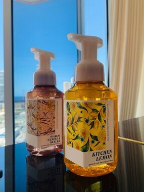 Bath & Body Works Foaming Hand Soap Set 2 Warm Vanilla Sugar Kitchen Lemon New